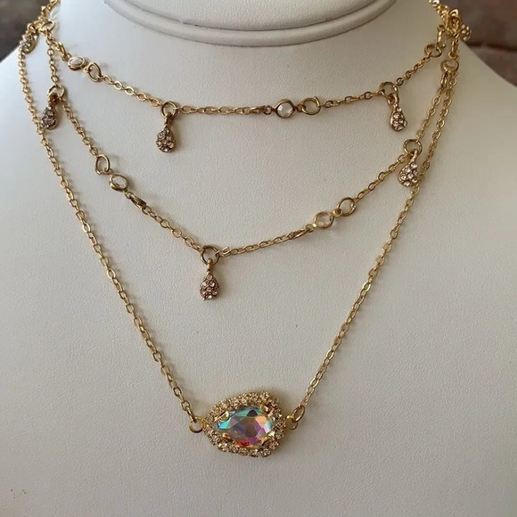 NEW! Dainty Boho Minimalist Gold Layered Pendant Necklace - Picture 4 of 4